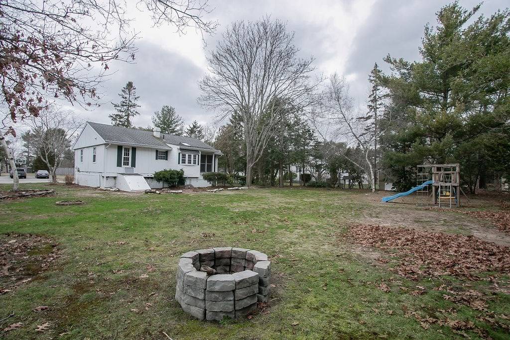 Marshfield, MA 02050,20 Frisbie Rd