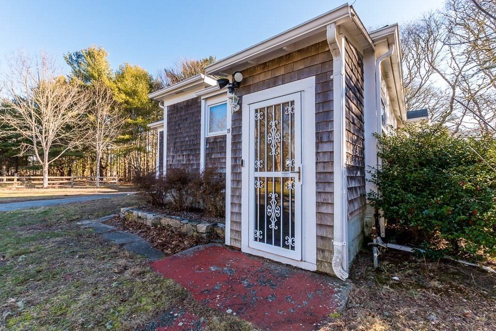 Wareham, MA 02558,19 Cahoon Rd