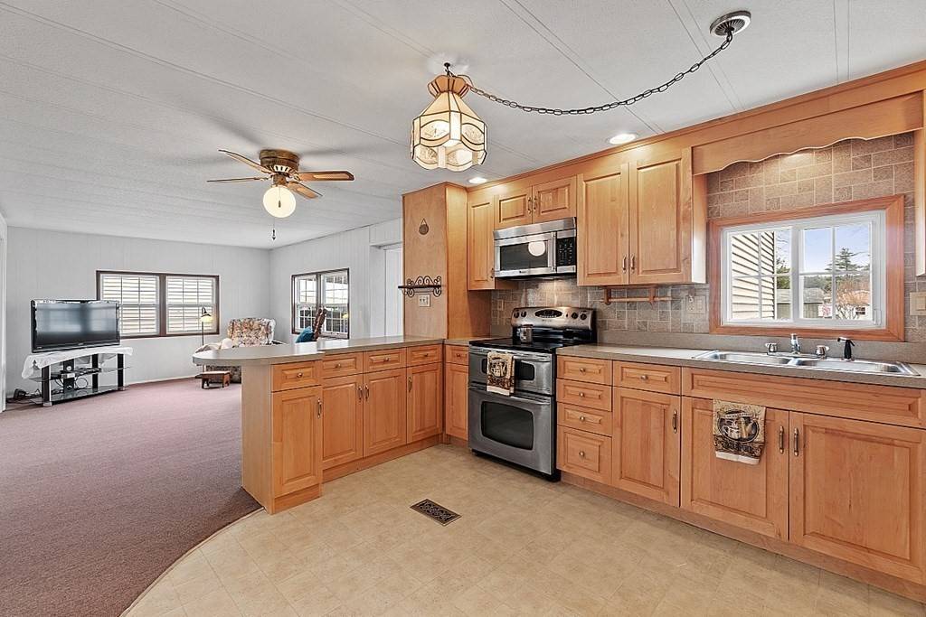 Merrimac, MA 01913,6 A Street