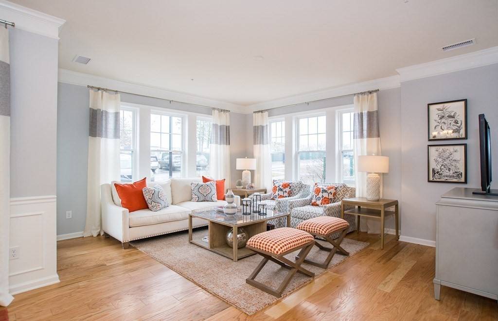 North Reading, MA 01864,240 Martins Landing #Unit 101