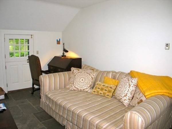 76 School House Lane Wt101 West Tisbury, MA 02575