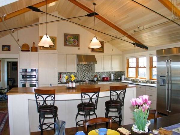 17 Round Pond Rd Ch240 Chilmark, MA 02535