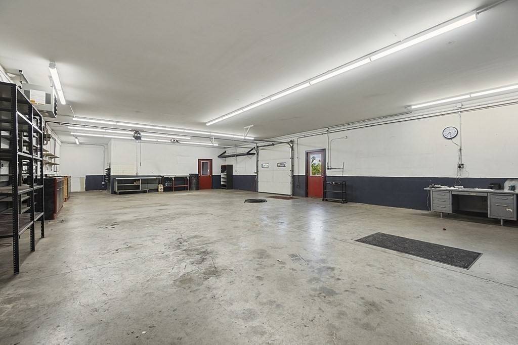 Orange, MA 01364,60 Daniel Shays Hwy