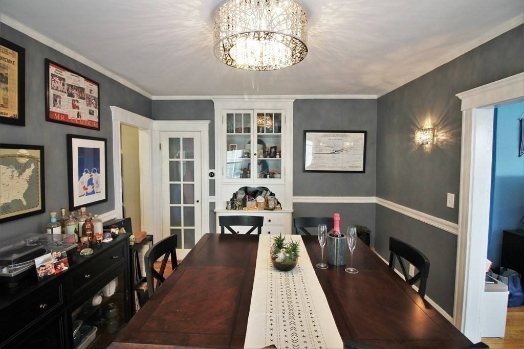 Boston, MA 02130,159 South St #2L