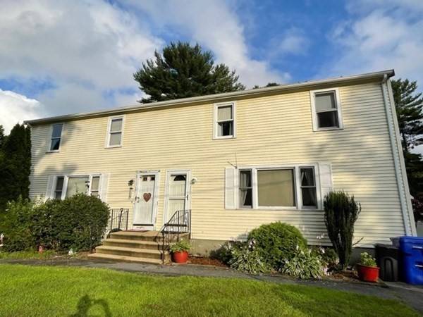 Taunton, MA 02718,15 Wellesley Cir #15