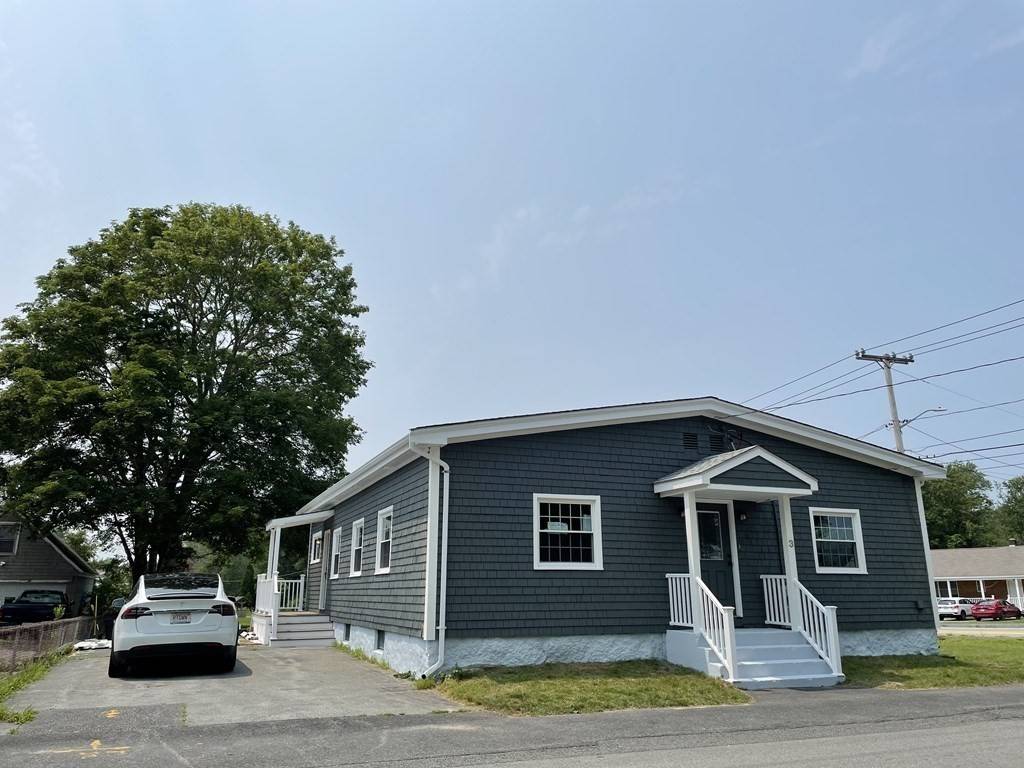 Westport, MA 02790,3 Beeden Road #A