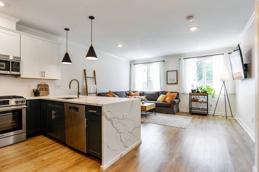 Boston, MA 02131,4281 Washington Street #2C