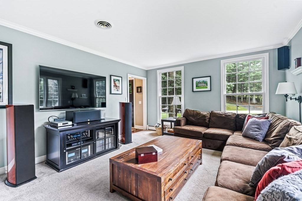 North Andover, MA 01845,75 Granville Lane