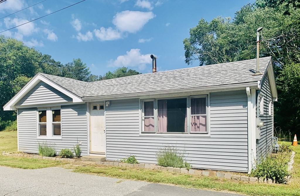Westport, MA 02790,23 Grove St