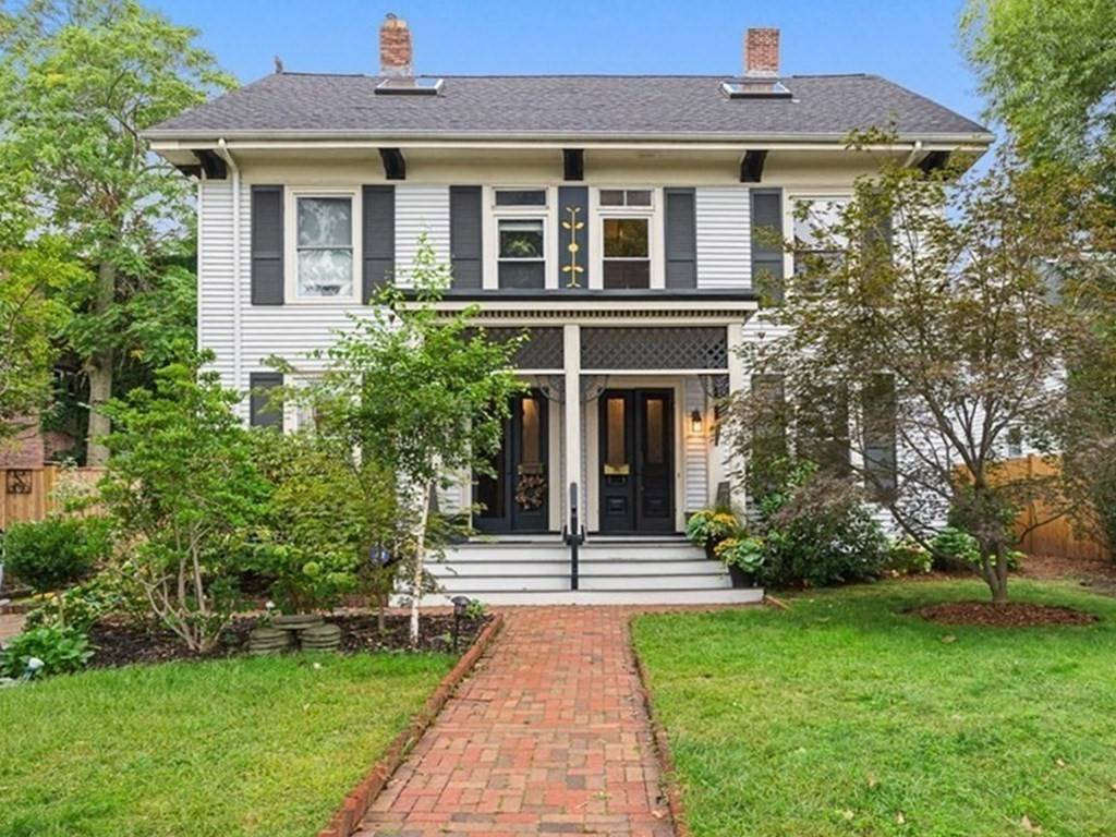 Boston, MA 02130,10 Holbrook St #10