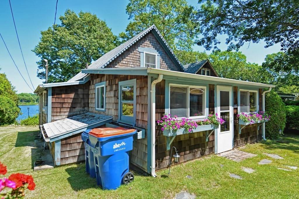 Westport, MA 02790,135-M Cadmans Neck Road