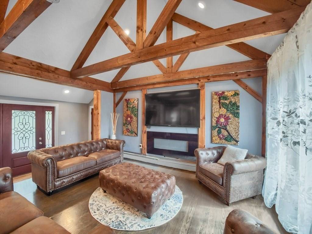 Canton, MA 02021,36 Green Lodge Street