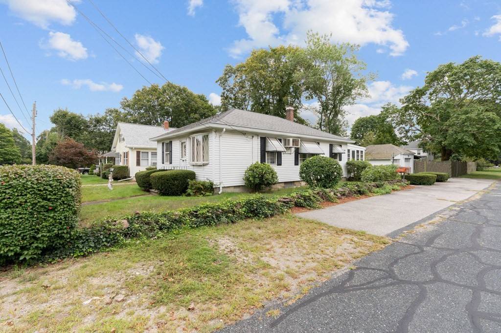 Seekonk, MA 02771,115 Forest Ave