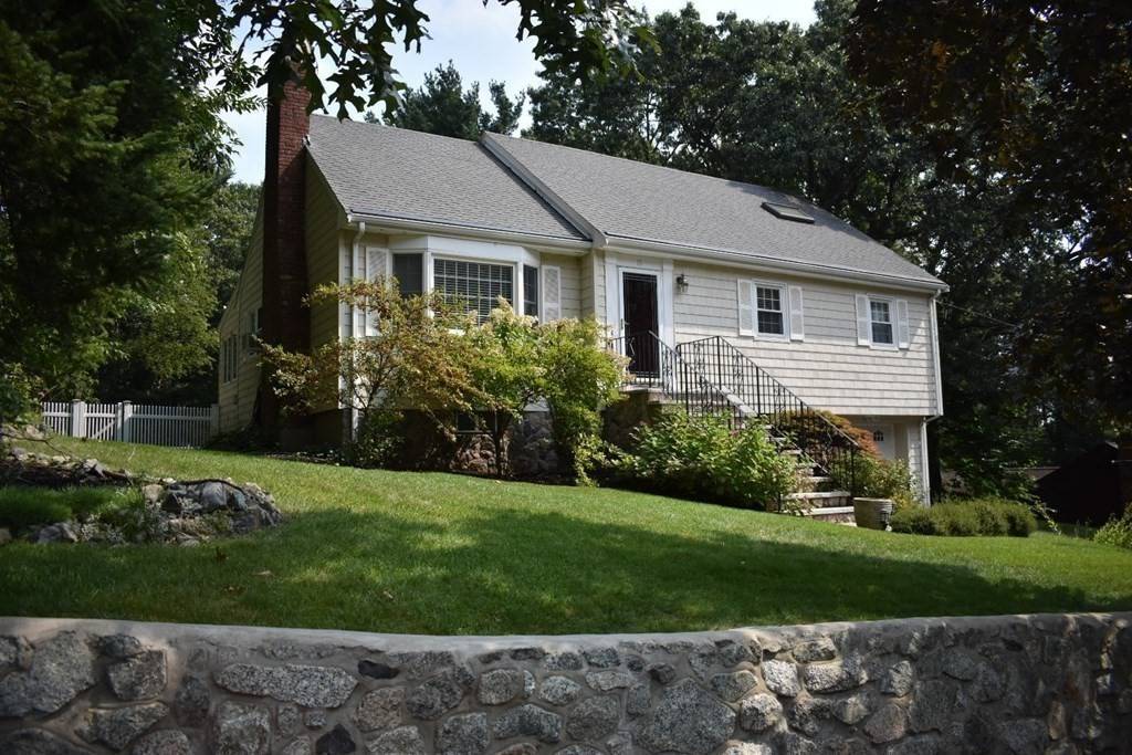 Saugus, MA 01906,15 Richardson Cir