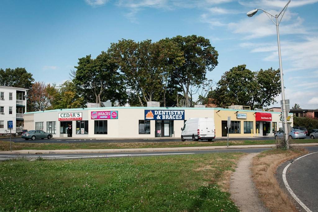 Springfield, MA 01104,405 Armory Street