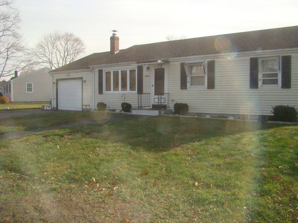 Seekonk, MA 02771,52 Kent Dr