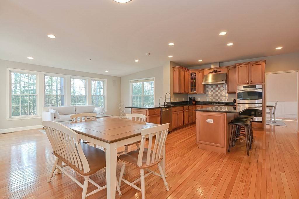 Upton, MA 01568,17 Francis Drive