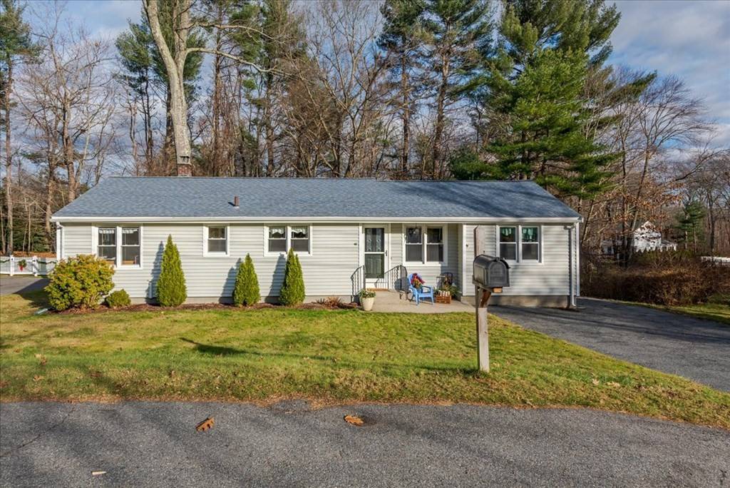 Upton, MA 01568,13 Fiske Ave