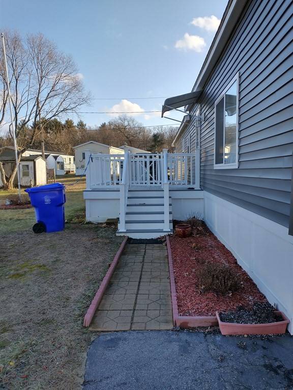 Taunton, MA 02780,39 Cypress Rd