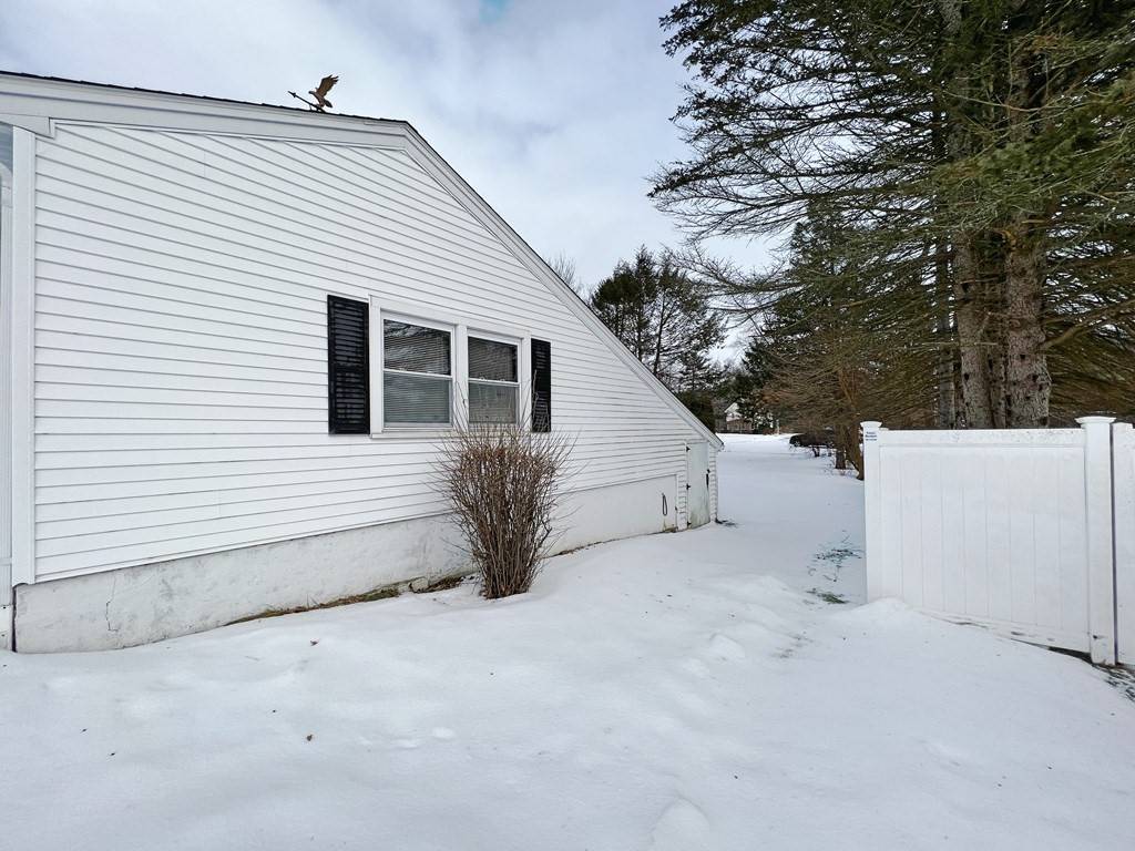 Millbury, MA 01527,10 Jackson Ln