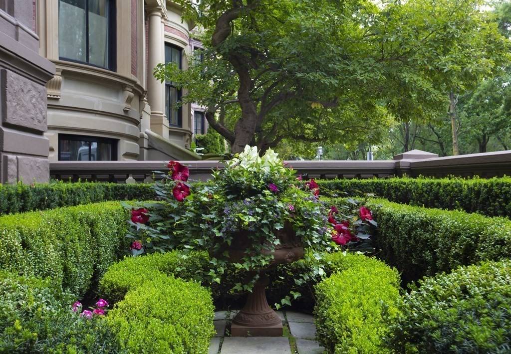 Boston, MA 02116,17 Commonwealth #1