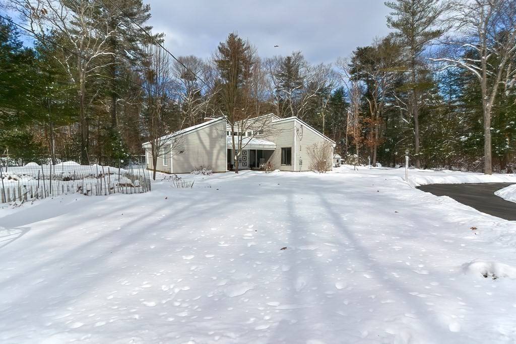 Norton, MA 02766,6 Seminary Way