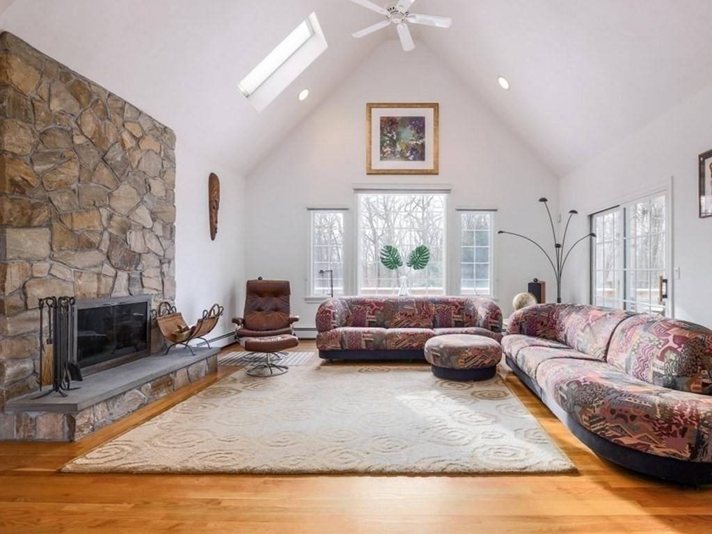 Hopedale, MA 01747,16 Steel Rd