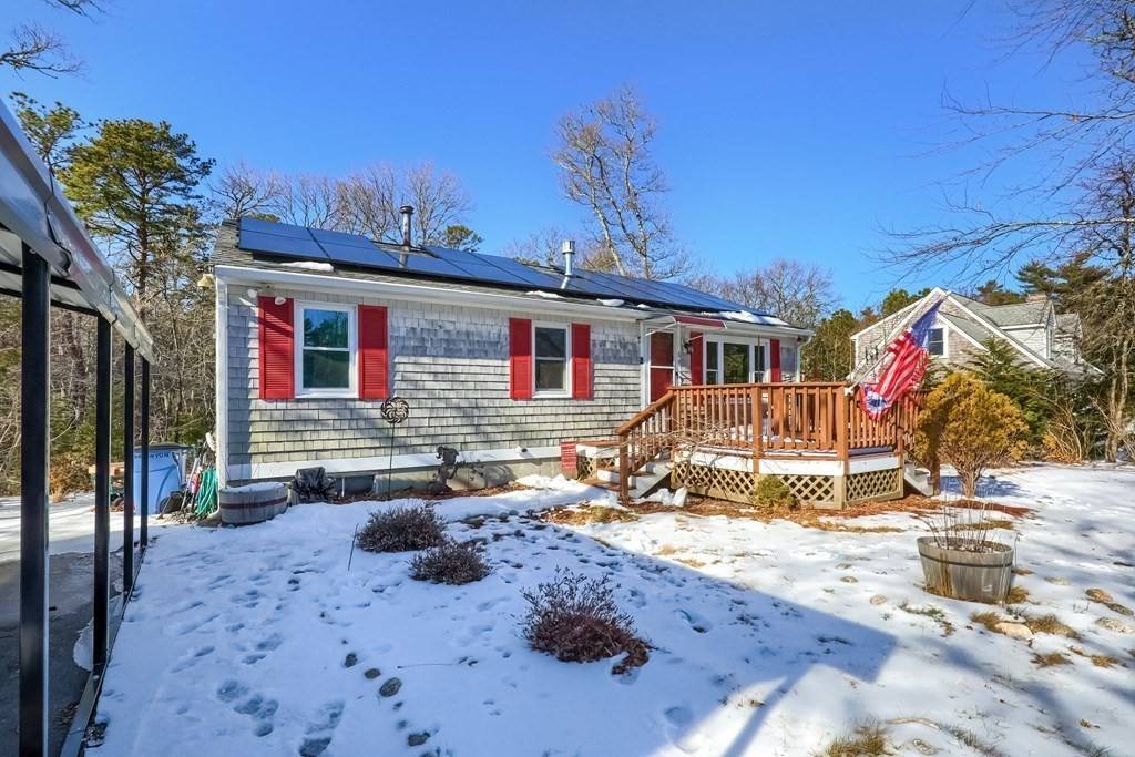 Falmouth, MA 02536,84 Pinyon Way