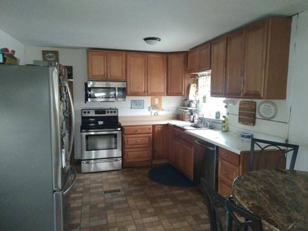Peabody, MA 01960,286 Newbury #86