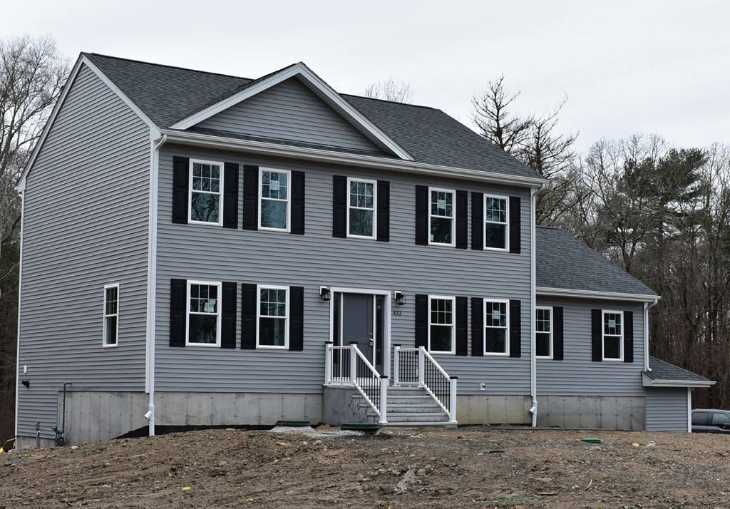 Westport, MA 02790,433 Gifford Road