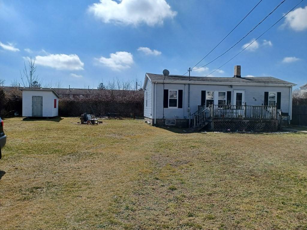 Fall River, MA 02721,35 Russell St