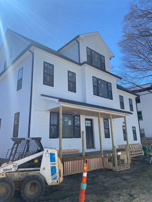 Medford, MA 02155,12 Cherry