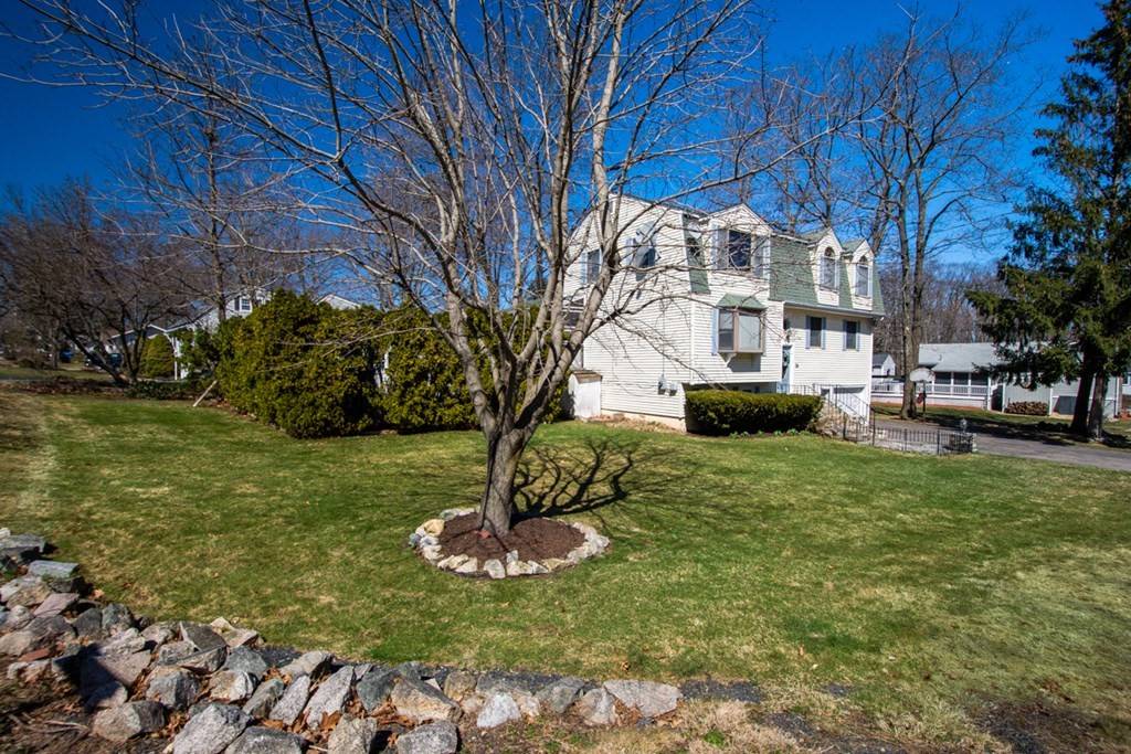 Milford, MA 01757,34 Princeton Dr