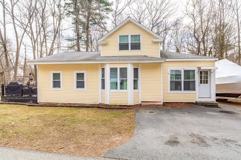 Dracut, MA 01826,22 Essex Street