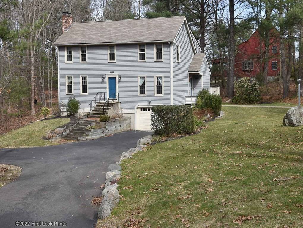 North Attleboro, MA 02760,22 Huntsbridge Road