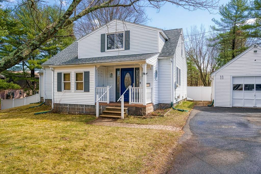 Easthampton, MA 01027,11 Ballard St