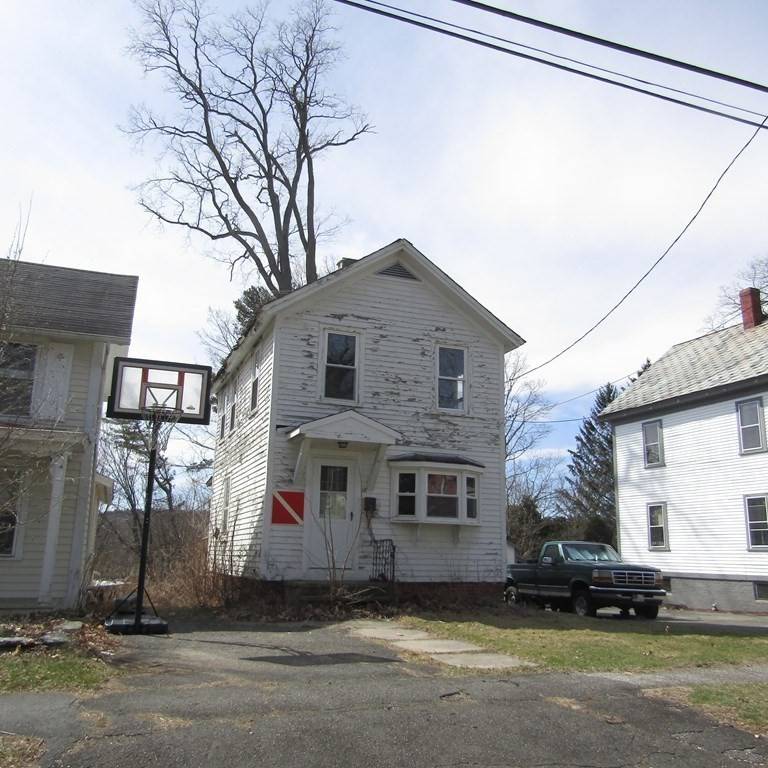 Northampton, MA 01062,18 Corticelli Street