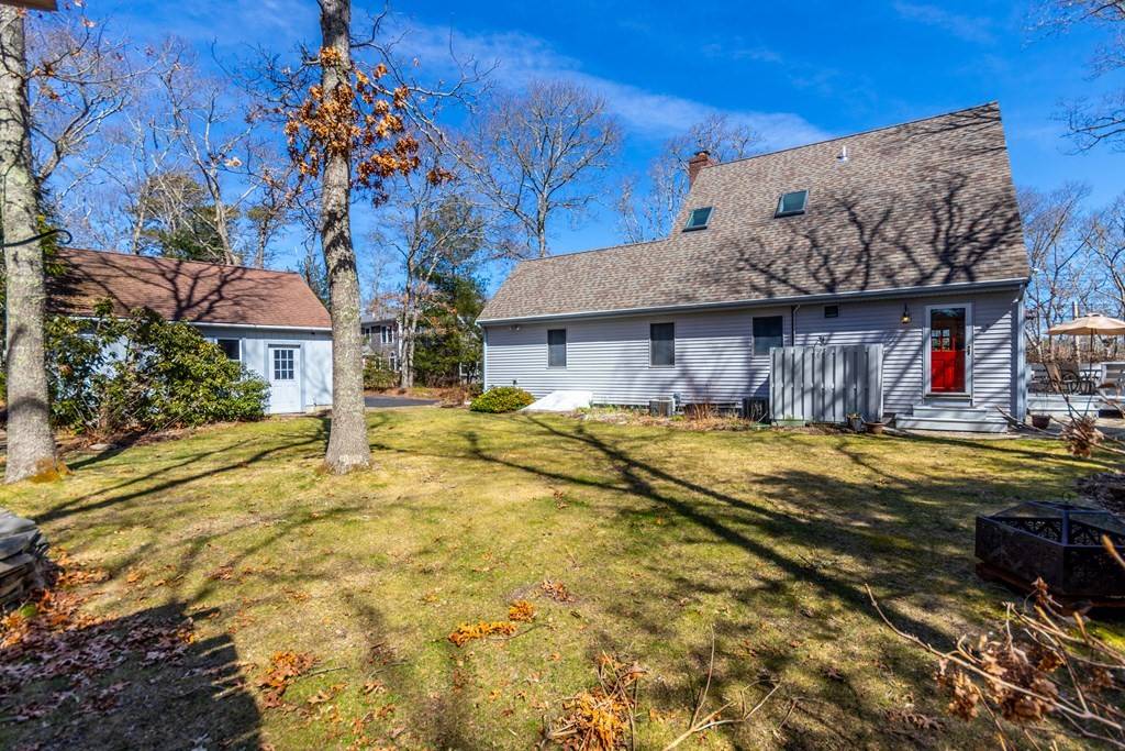 Falmouth, MA 02536,39 Mares Pond Dr