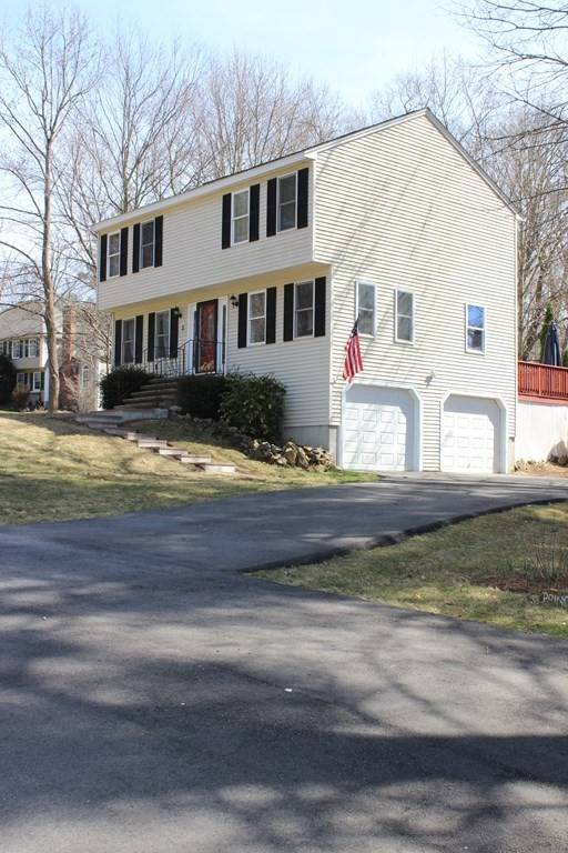 Hopedale, MA 01747,2 Centennial St