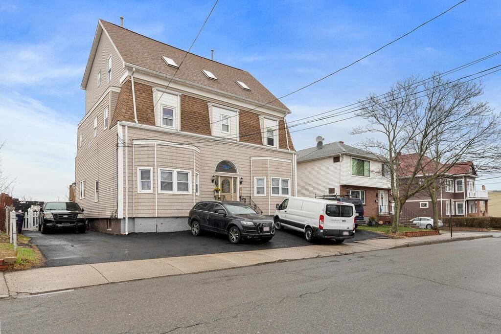 Everett, MA 02149,160 Garland St