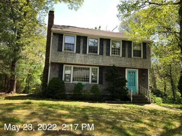 Falmouth, MA 02556,38 Highland Ave