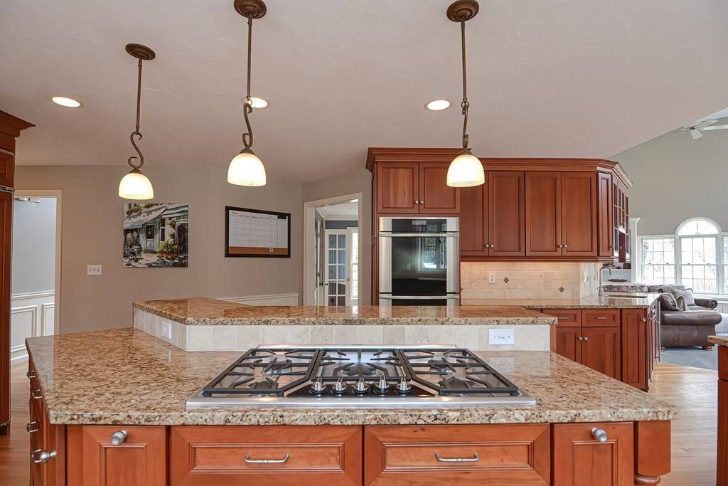 Hopkinton, MA 01748,17 Hidden Brick