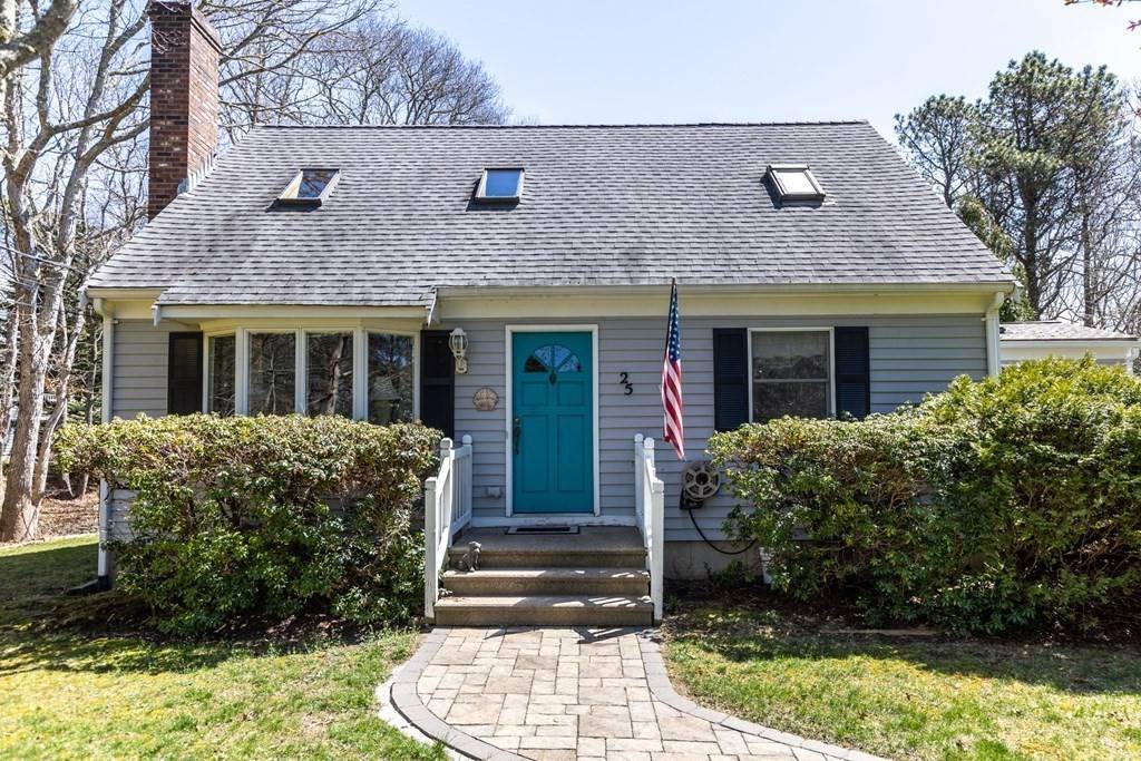 Falmouth, MA 02536,25 Ivest Cir