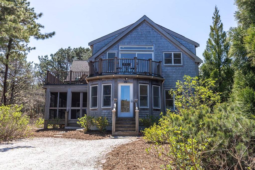 Wellfleet, MA 02667,1075 3rd Ave