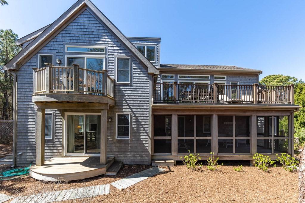 Wellfleet, MA 02667,1075 3rd Ave