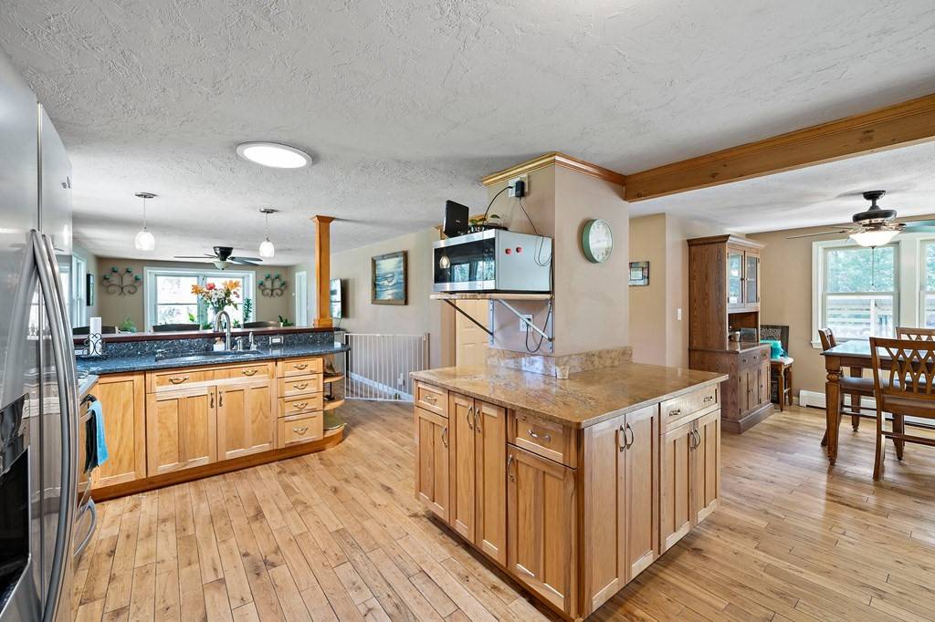 Marshfield, MA 02050,26 Lynn St