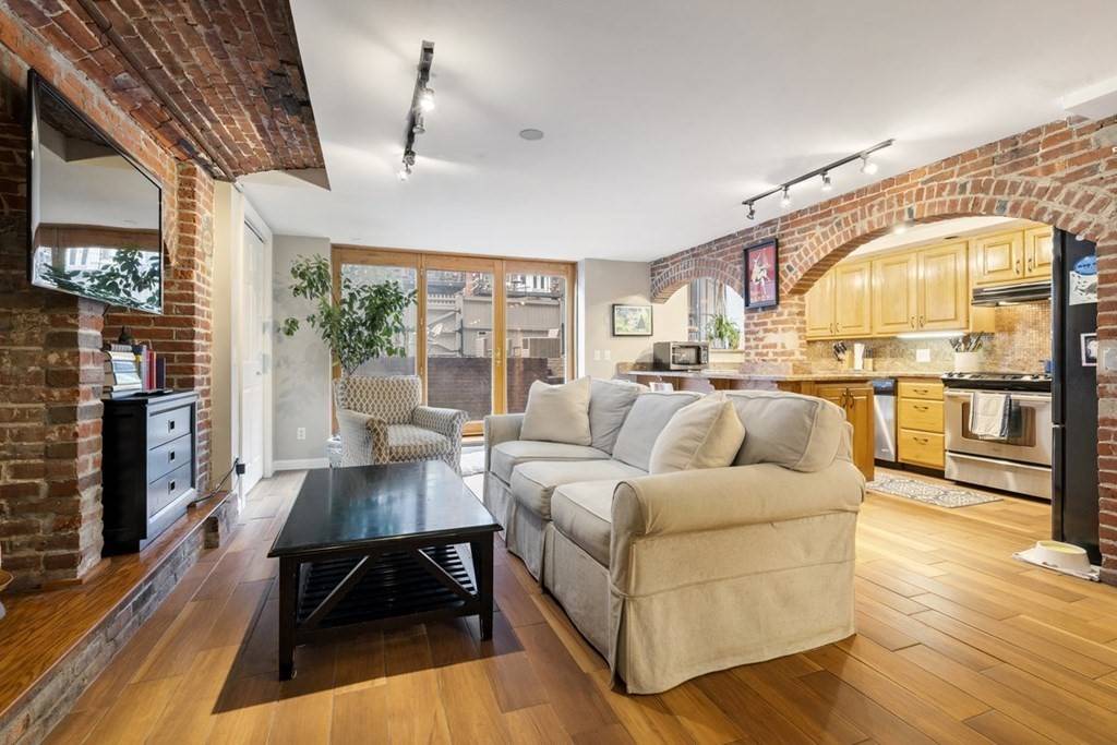 Boston, MA 02118,34 Union Park