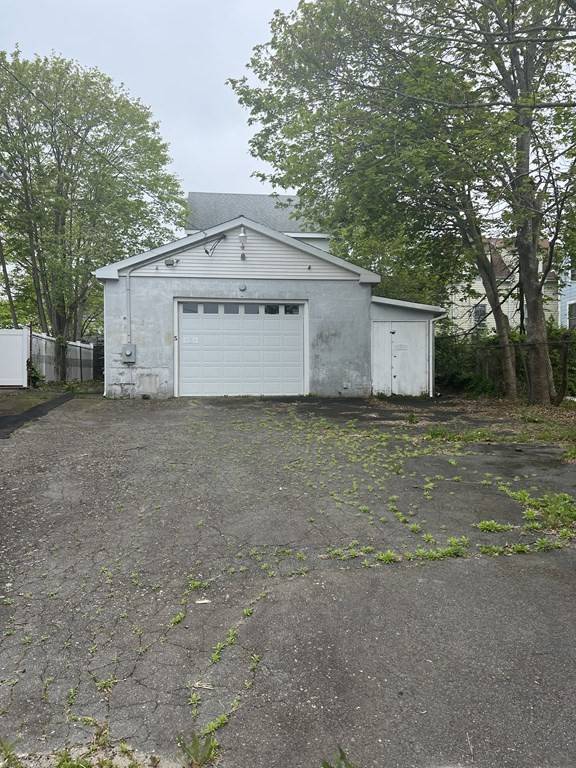 New Bedford, MA 02740,5 Crapo Street