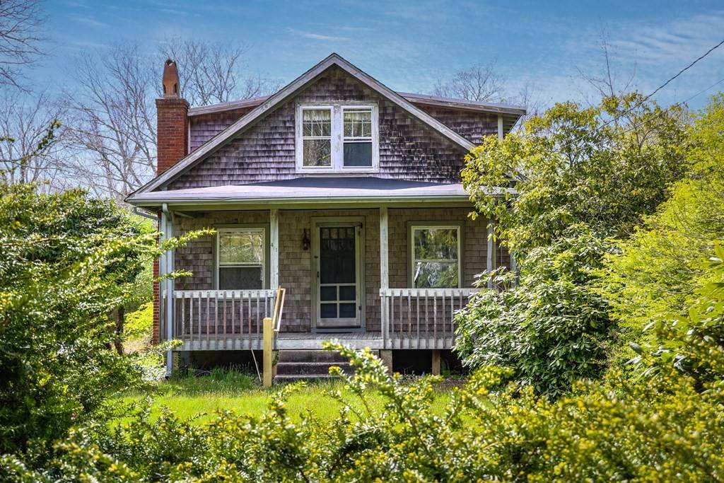 Falmouth, MA 02536,431 Davisville Road