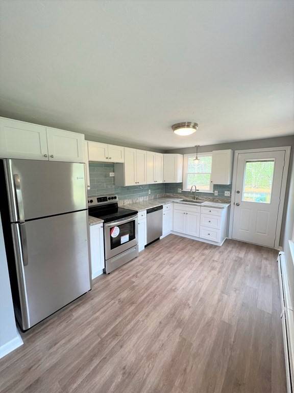 Bourne, MA 02562,6 Oakwood Dr